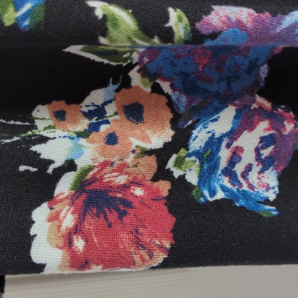 Honey & Lace Black Floral Duster, M - Picture 3 of 5